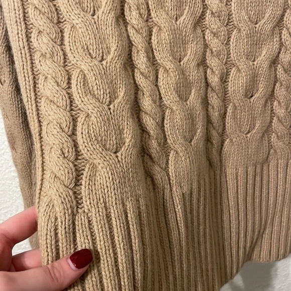 Vintage Banana Republic Tan Cable Knit Sweater with Button Collar - Picture 4 of 7